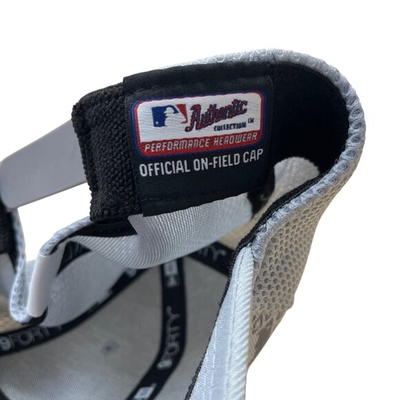 Washington Nationals 2019 World Series New Era 9Forty Post Season Cap Gray & Red - Picture 9 of 11